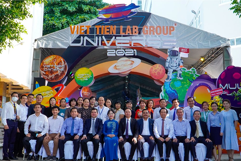 Việt Tiên Lab Group nhà tài trợ Kim Cương Ngày hội Khoa học kỹ thuật Răng Hàm Mặt 2021
